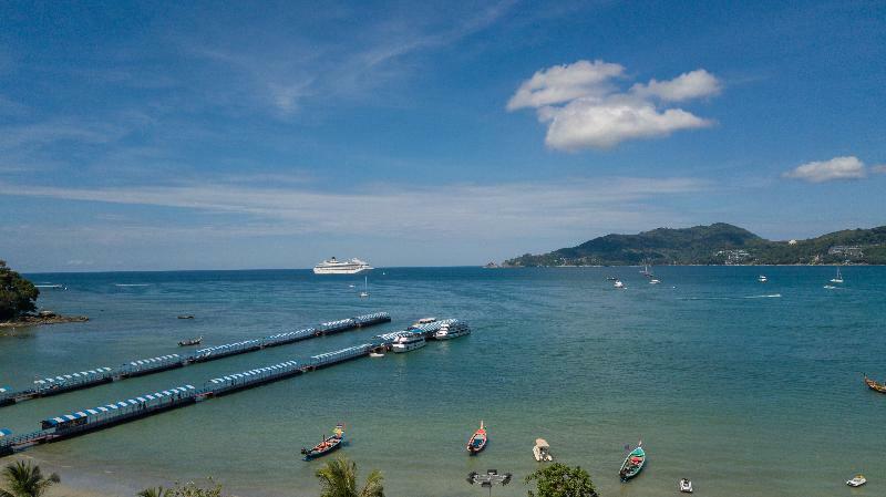 Patong Swiss Hotel Beach Front Phuket Extérieur photo